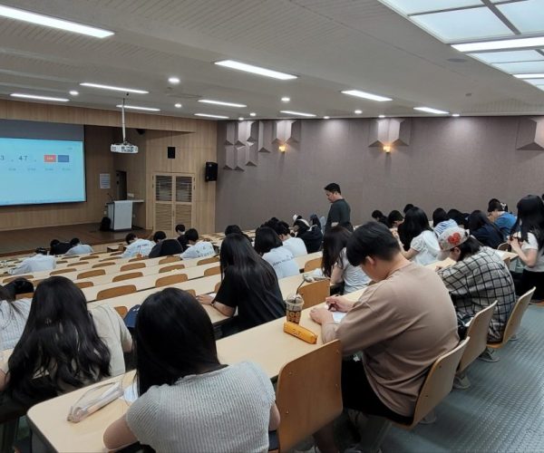 영어영문학과영어단어왕경진대회_240604-2.jpg
