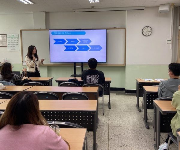 영어영문학과기업가-마인드를-통한-성공적인-면접-전략-파헤치기_241010-6.jpg
